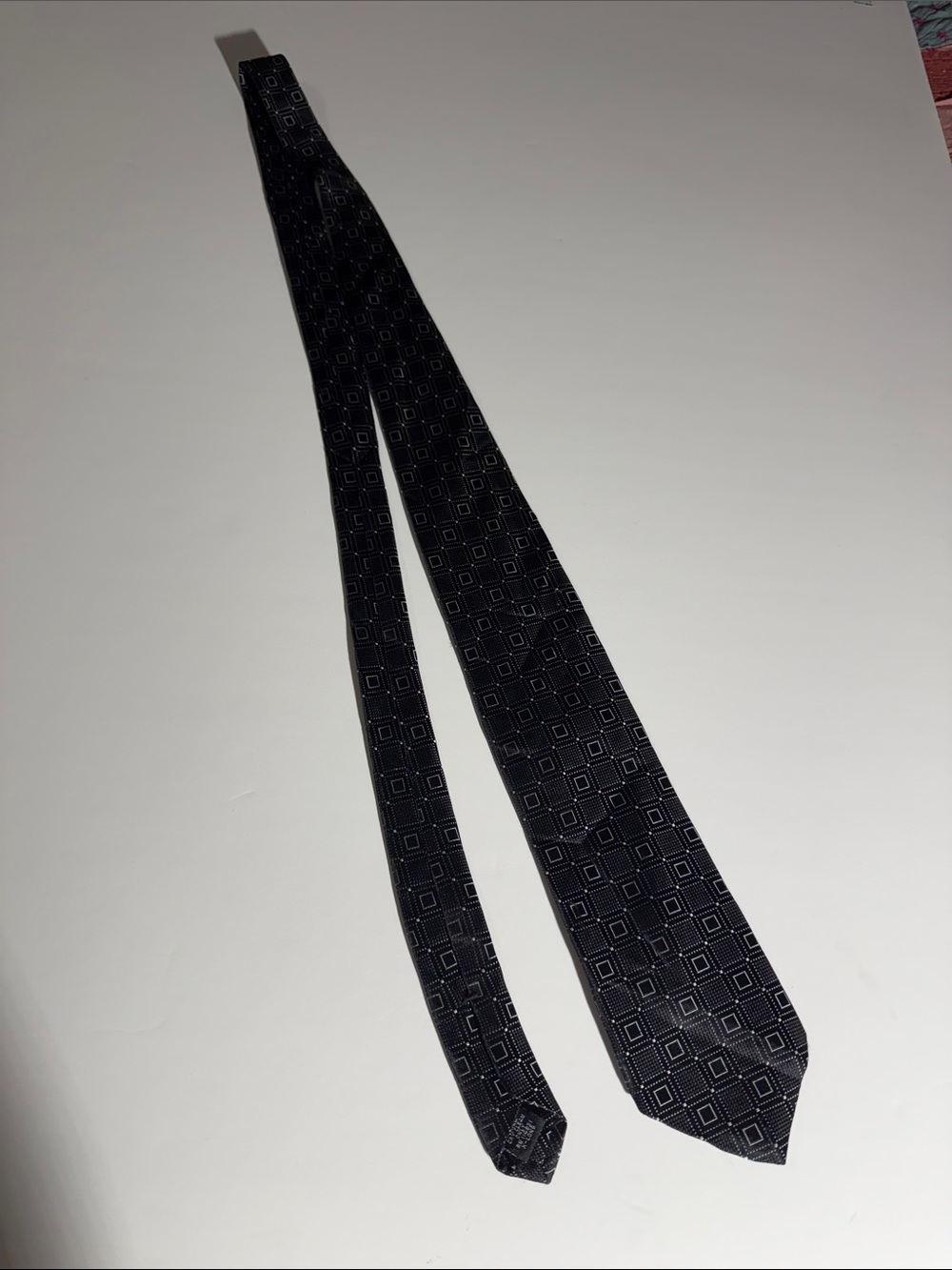 Men's Black Geometric Silk Tie - Pronto Uomo